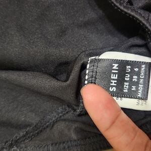 SHEIN Elegant Black Apparel